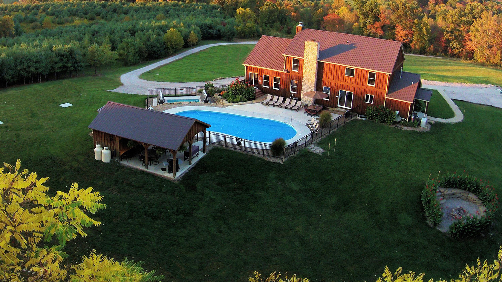 Lodges In Hocking Hills Luxury Cabins Lodges In Hocking Hills