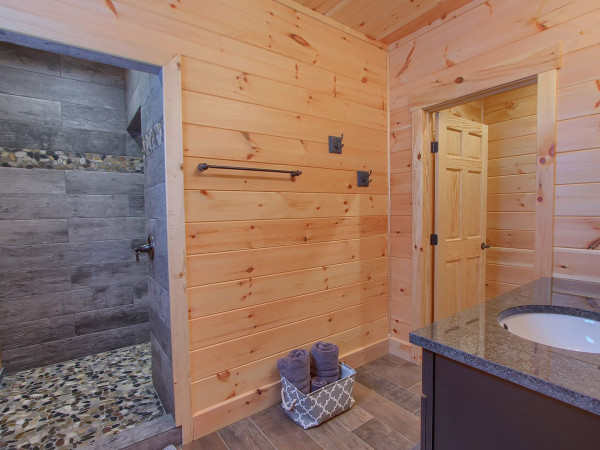 Angels Envy Lodge Hocking Hills