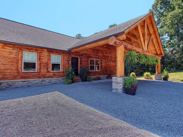 Angels Envy Lodge Hocking Hills