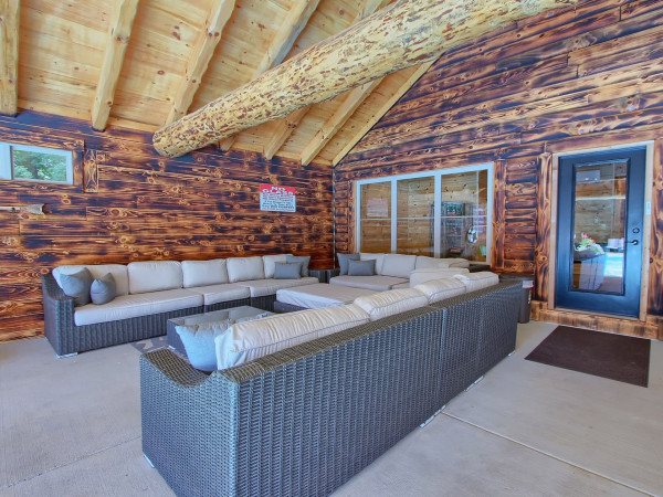 Angels Envy Lodge Hocking Hills