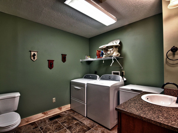 Makers Lodge Hocking Hills