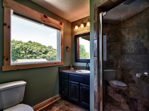 Makers Lodge Hocking Hills