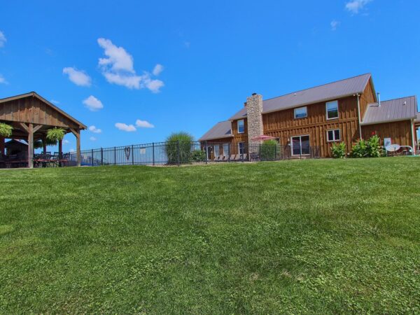 Makers Lodge Hocking Hills