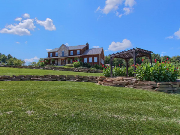 Makers Lodge Hocking Hills