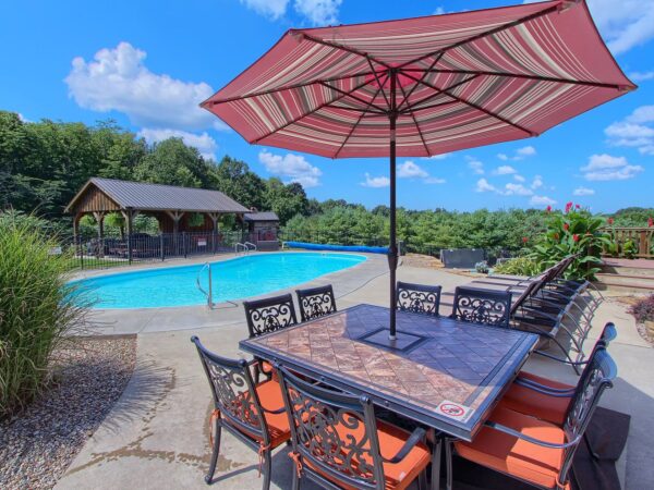 Makers Lodge Hocking Hills