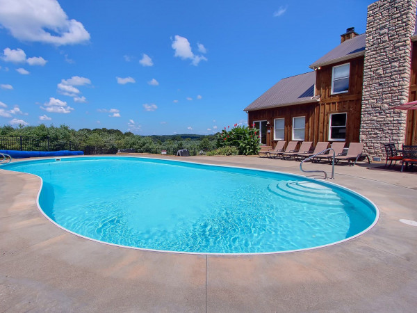 Makers Lodge Hocking Hills