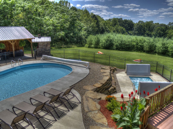 Makers Lodge Hocking Hills