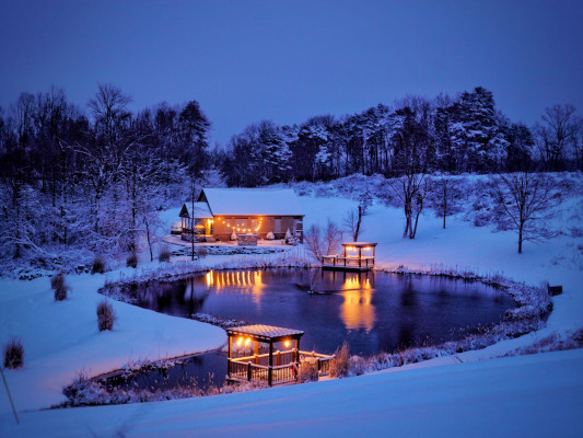 Bookers and Woodford Cabin Winter 2022